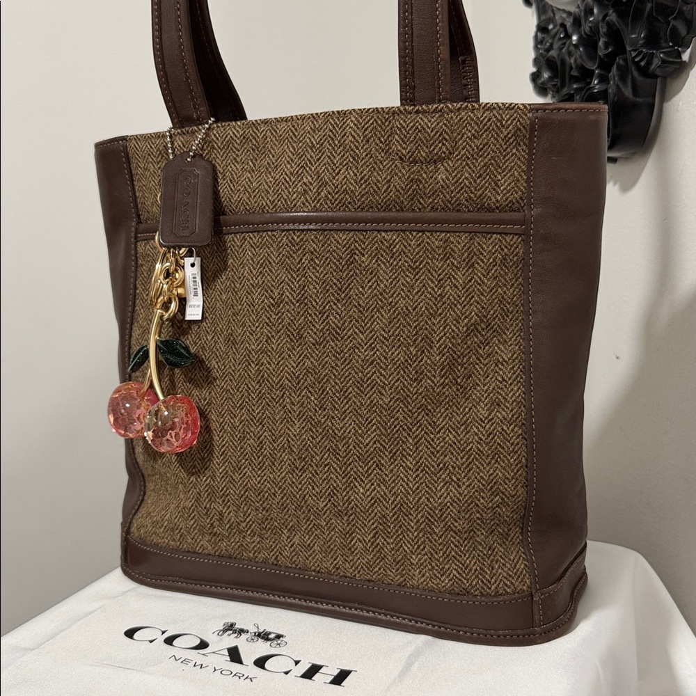 Coach vintage 6127 πΊπΈ Brown Tote Bag β€οΈβ€οΈβ€οΈπ - Picture 2 of 16